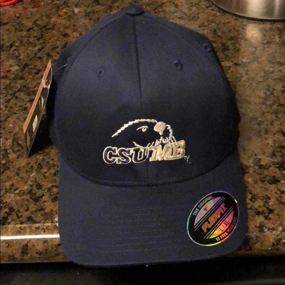 CSUMB Otters baseball cap L/XL Flexfit